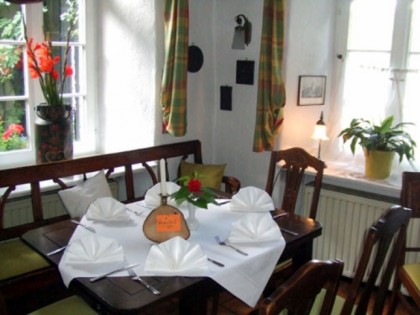 照片: Weinhaus Merowingerhof