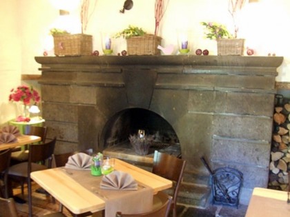 照片: Weinhaus Merowingerhof